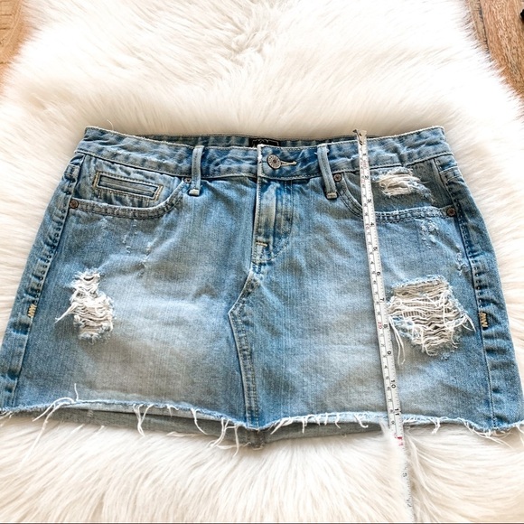Anoname Denim Raw hem Medium Washed Mini Skirt Size 28 - Picture 5 of 8